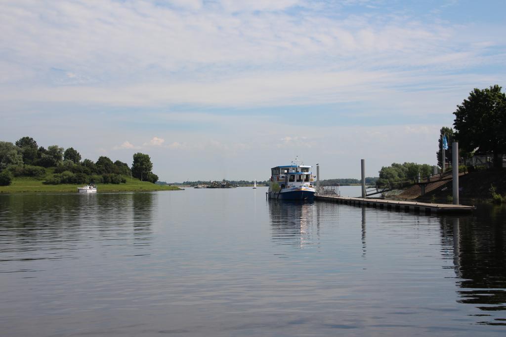 Sailcenter Limburg Kinrooi Ngoại thất bức ảnh